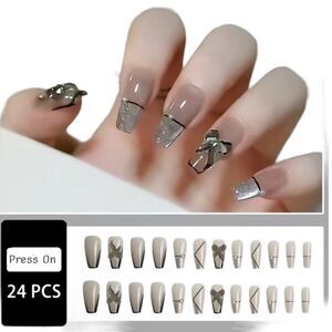 PRESS On Coffin Glitter Bling Nails Grey Silver Black Accents Fancy Feminine NWT